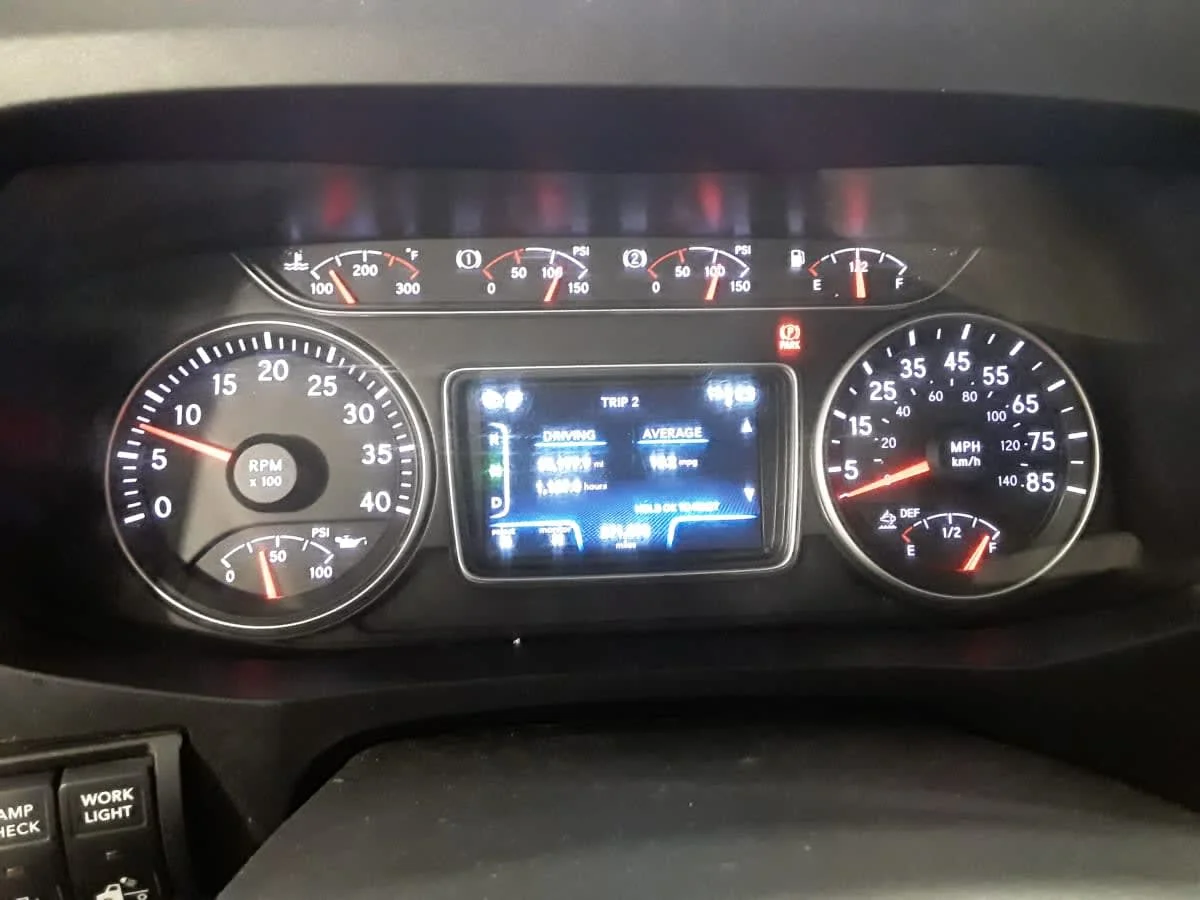 2020 International MV - image 10