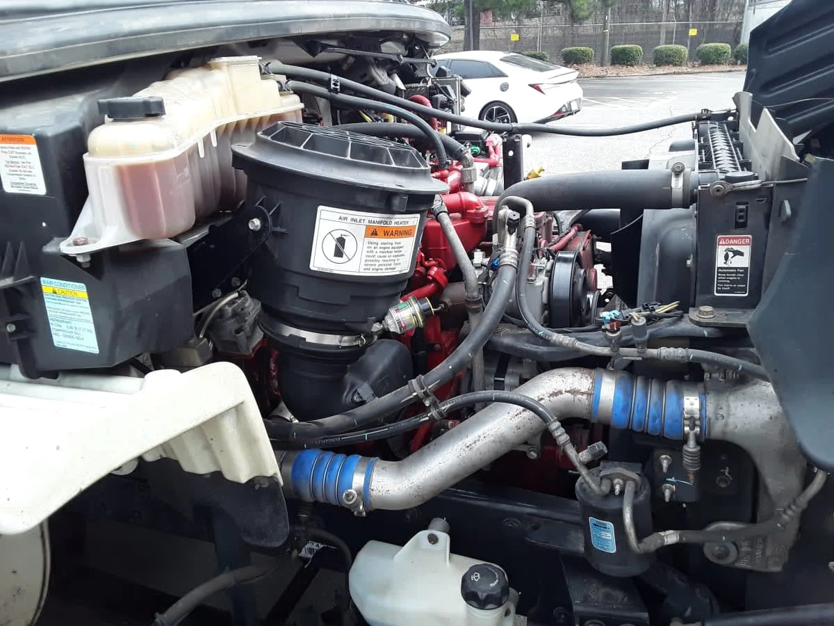 2019 Freightliner M2 106 - image 12