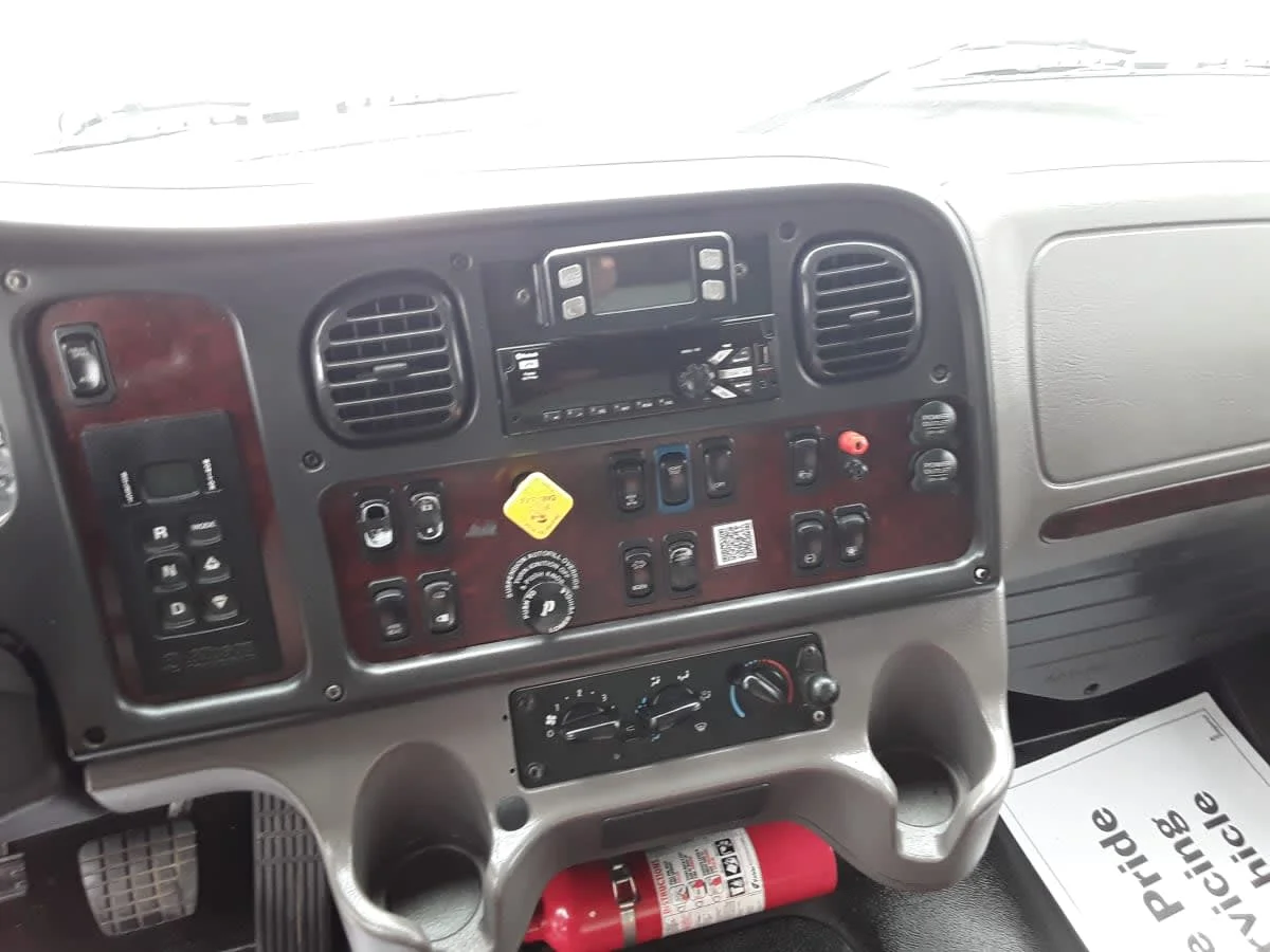 2019 Freightliner M2 106 in Charlotte, NC — photo 10