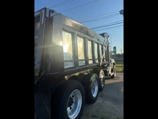 2018 Kenworth T880 in Conyers, GA — photo 17