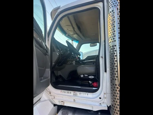 2018 Kenworth T880 in Conyers, GA — photo 10