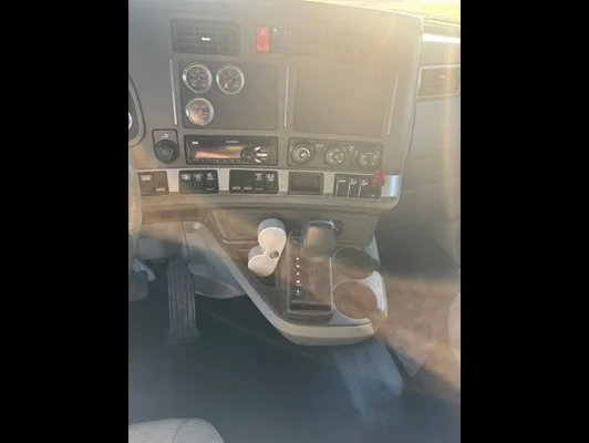 2018 Kenworth T880 in Conyers, GA — photo 13