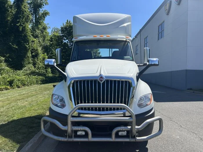2024 International LT — photo 3