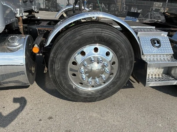 2022 Kenworth T880 in Idaho Falls, ID — photo 9