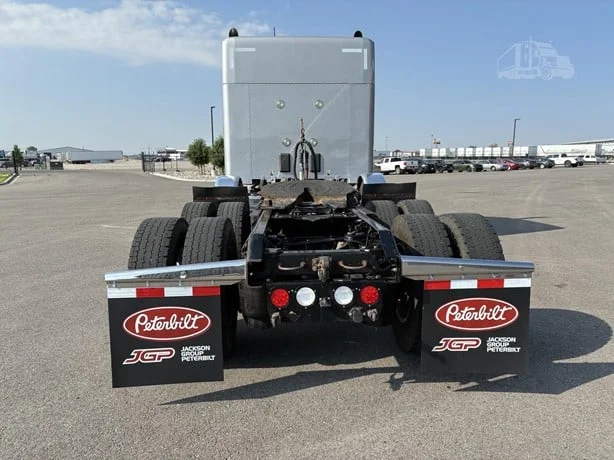 2022 Kenworth T880 in Idaho Falls, ID — photo 4
