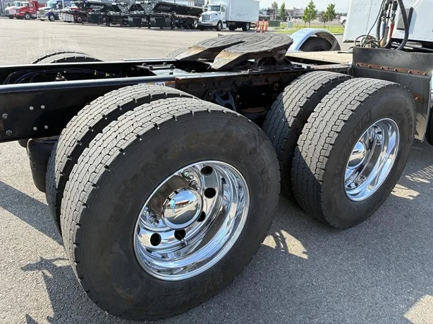 2022 Kenworth T880 in Idaho Falls, ID — photo 10