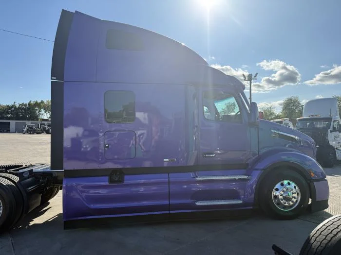 2026 Peterbilt 579 - image 11