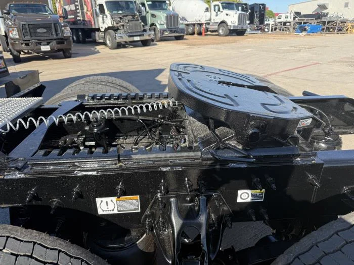 2026 Peterbilt 579 - image 22