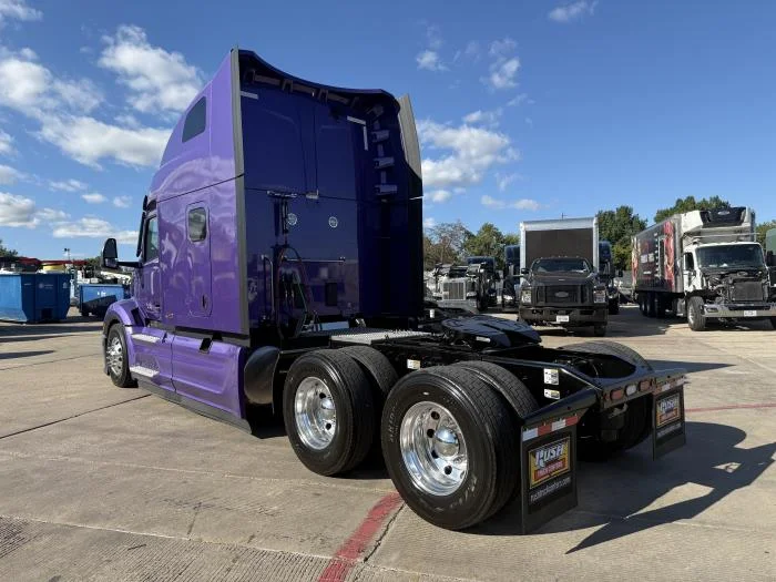 2026 Peterbilt 579 - image 7