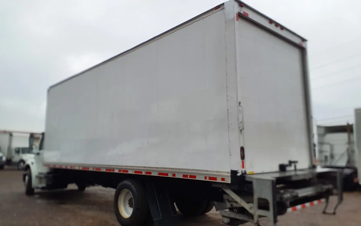 2018 Freightliner M2 106 in Commerce City, CO — photo 6