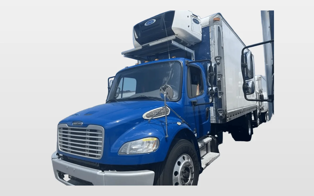 2018 Freightliner M2 106 - image 1