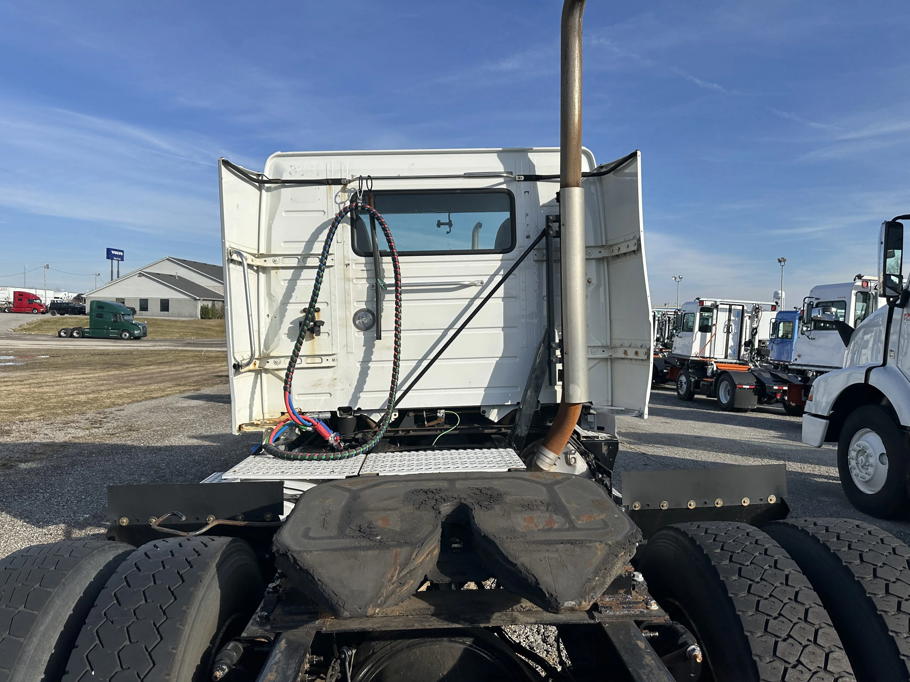 2018 Volvo VNL 860 in Franklin, KY — photo 5