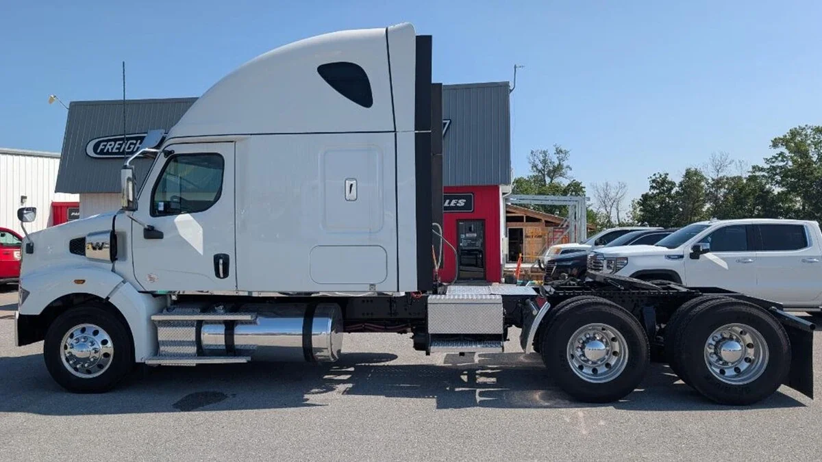2022 Western Star 49X — photo 10