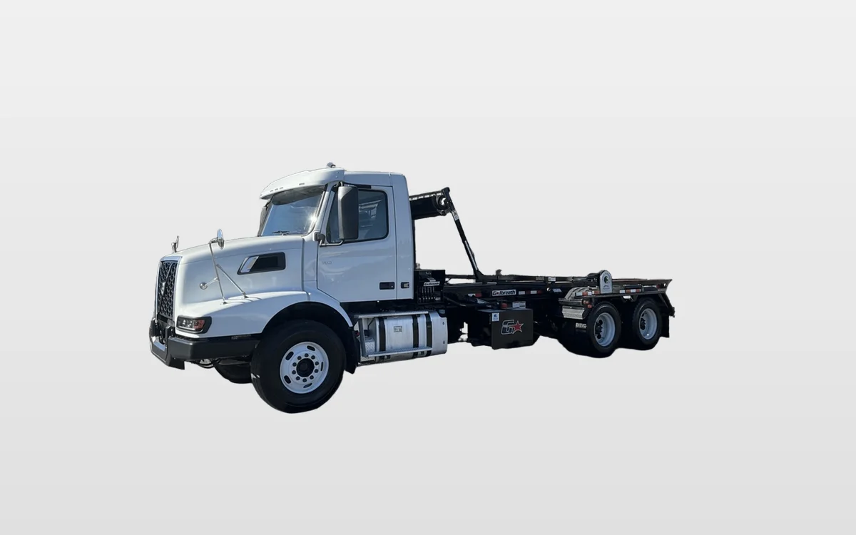 2024 Volvo - image 1