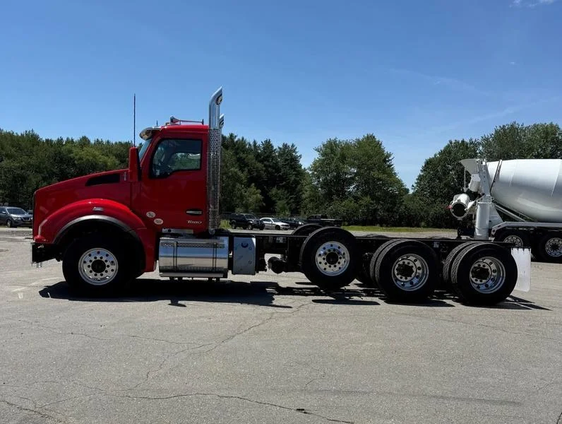 2027 Kenworth T880 in Monticello, NY
