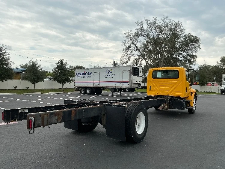 2021 International MV in Tampa, FL — photo 8