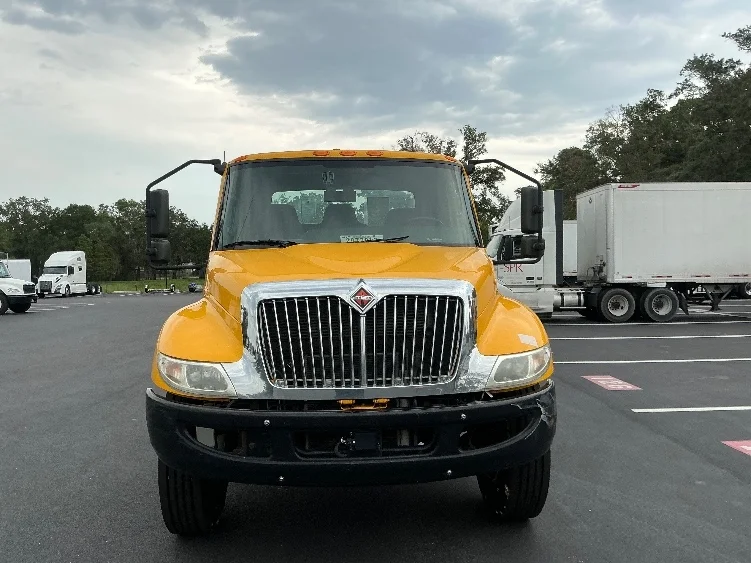2021 International MV in Tampa, FL — photo 2