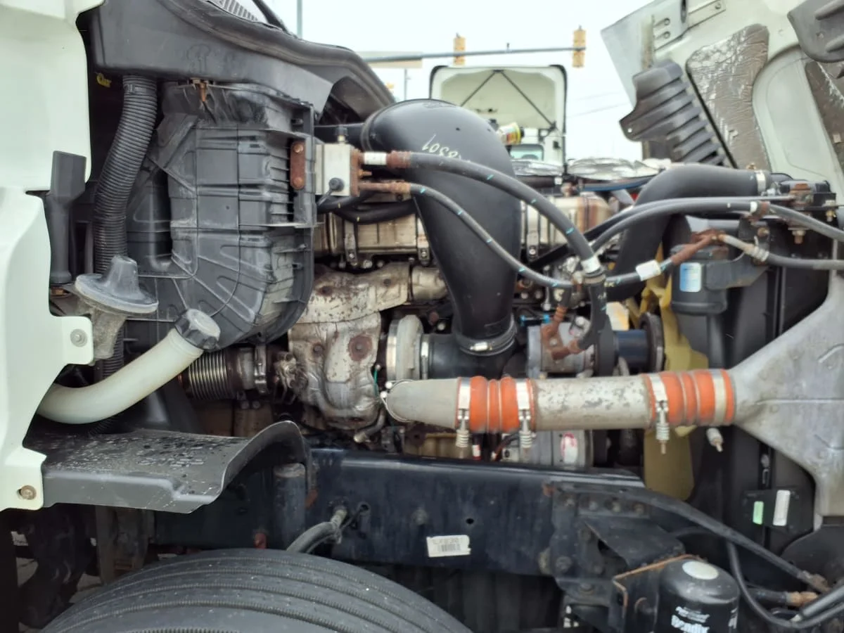2020 Freightliner Cascadia in Fort Worth, TX — photo 9