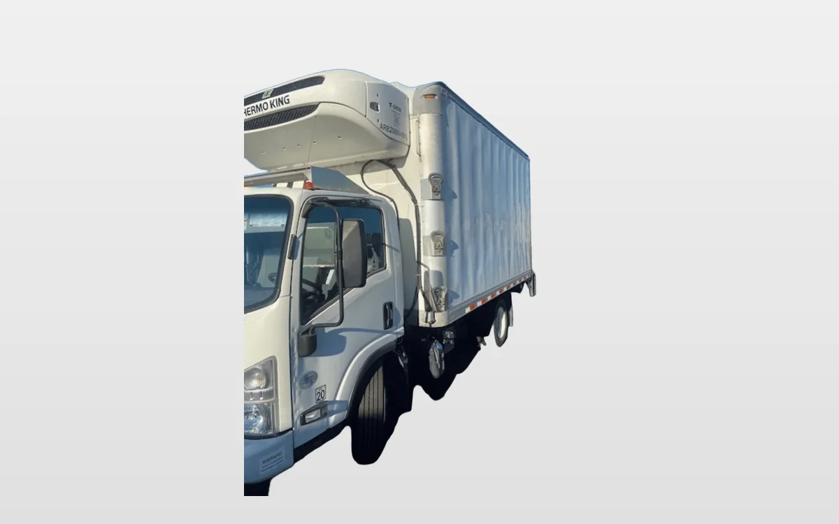 2020 Isuzu NPR - image 1