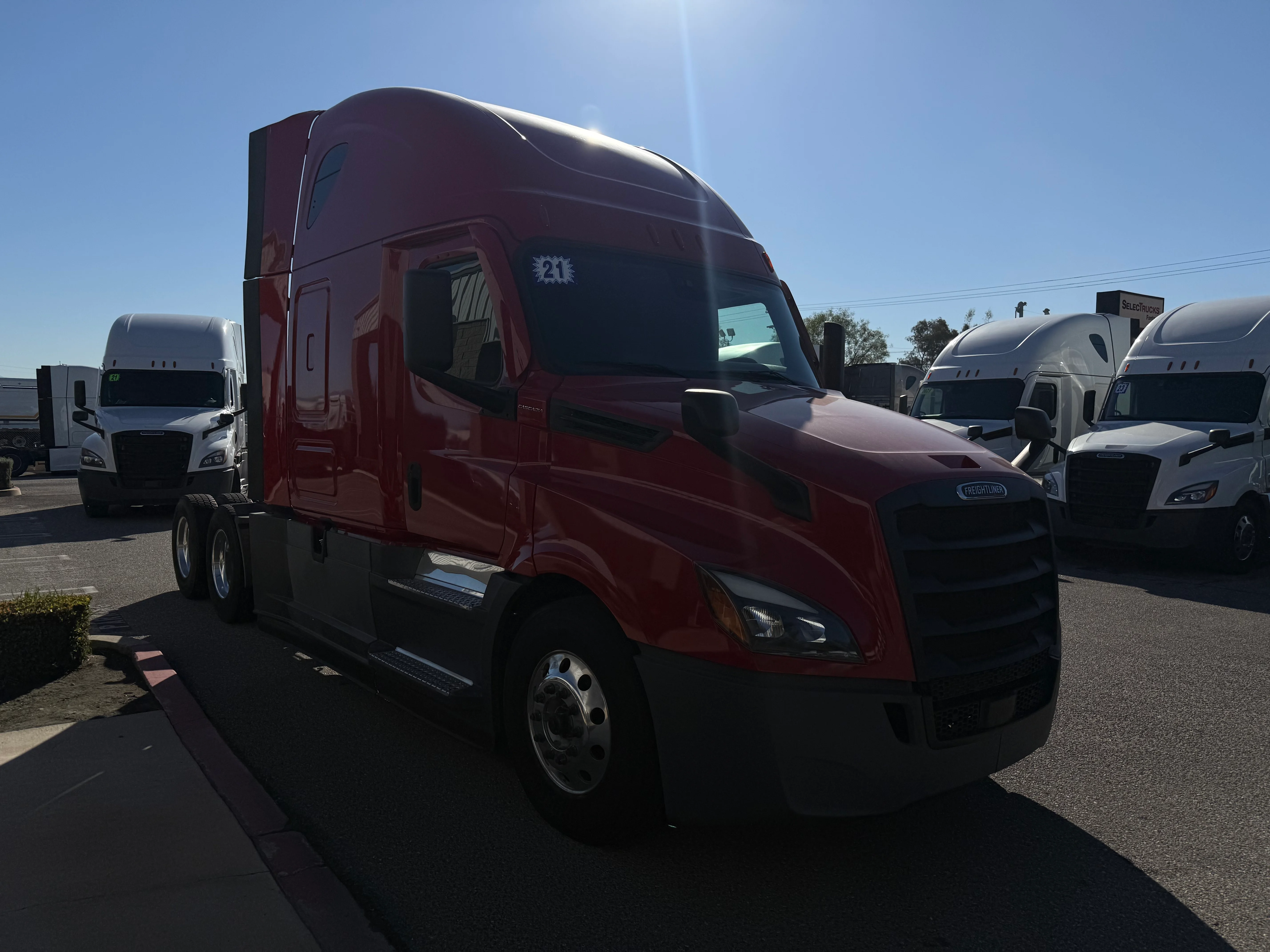 2021 Freightliner Cascadia in Selectrucks Fontana, CA — photo 9