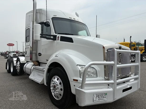 2018 Kenworth T880 in Billings, MT — photo 4