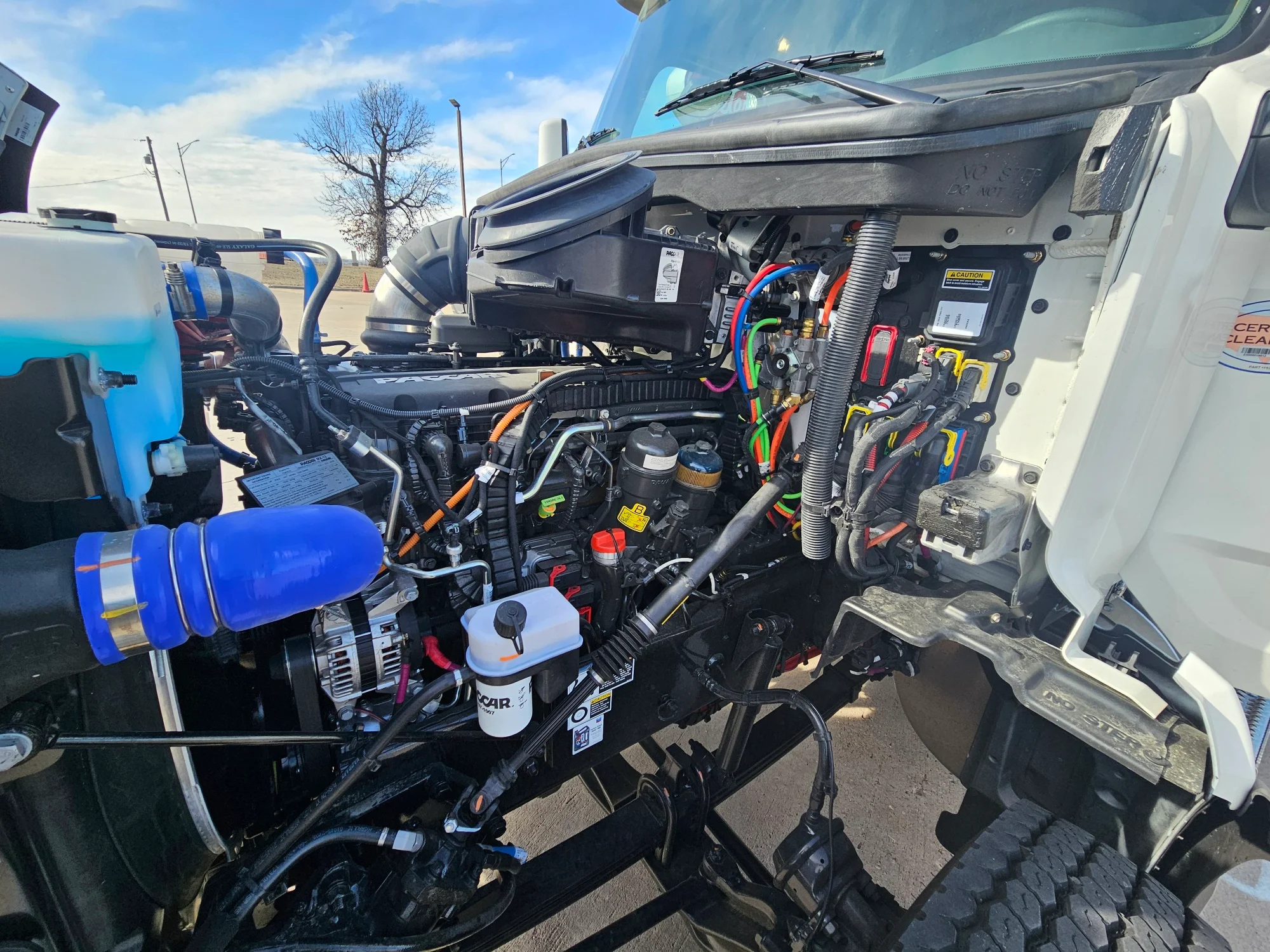 2025 Peterbilt 567 in Lowell, AR — photo 12