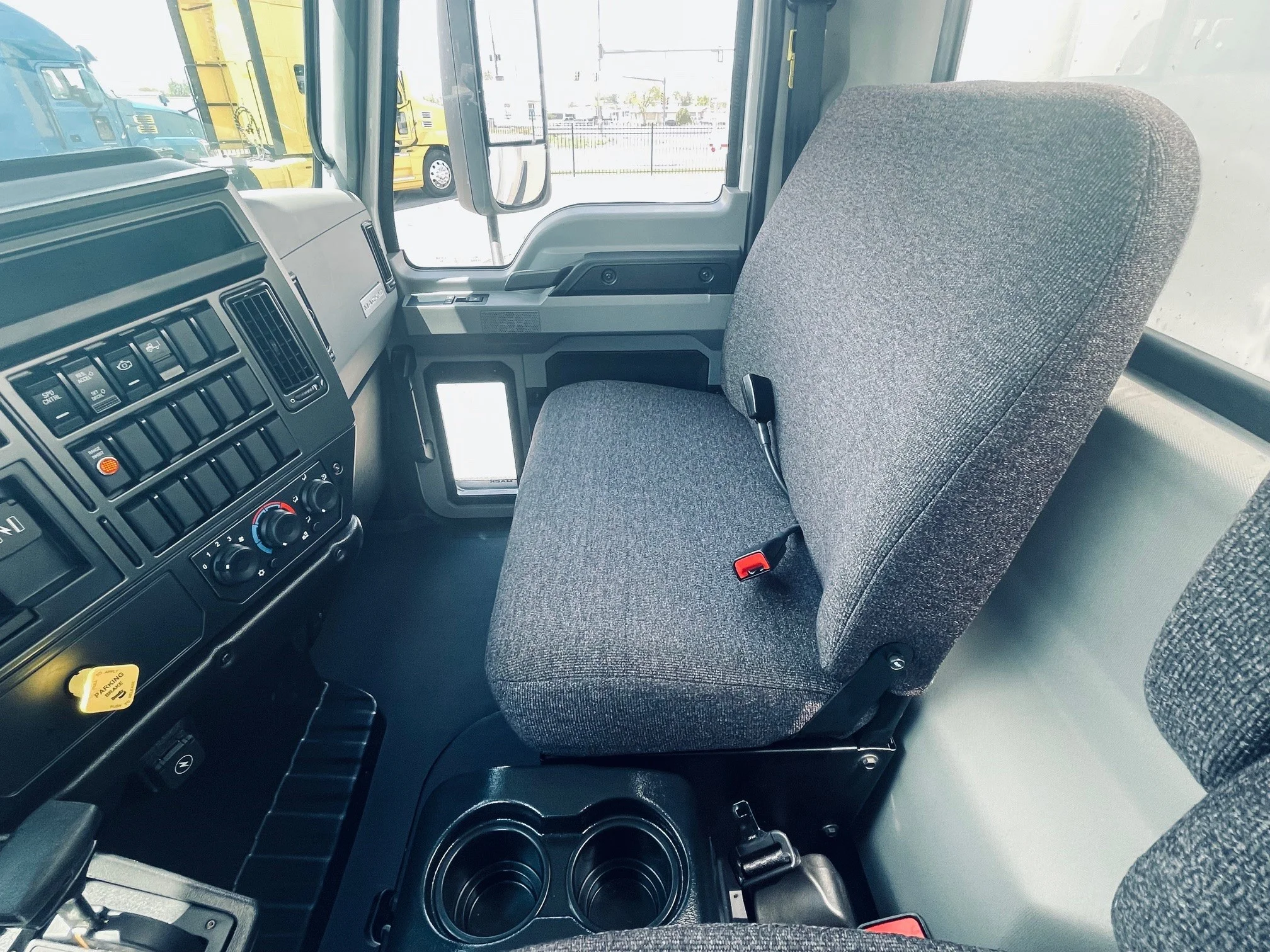 2026 Mack MD in Denver, CO — photo 8