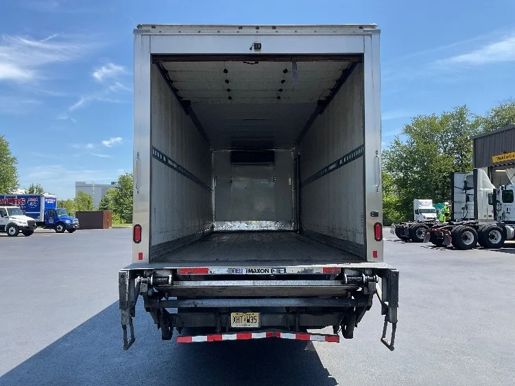 2020 Freightliner eM2 in Cranbury, NJ — photo 8