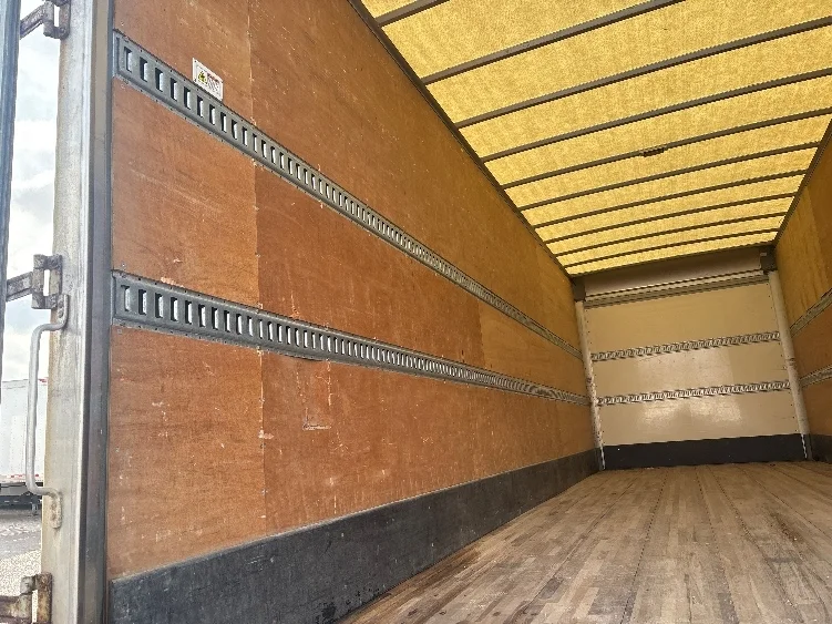 2020 International MV - image 10