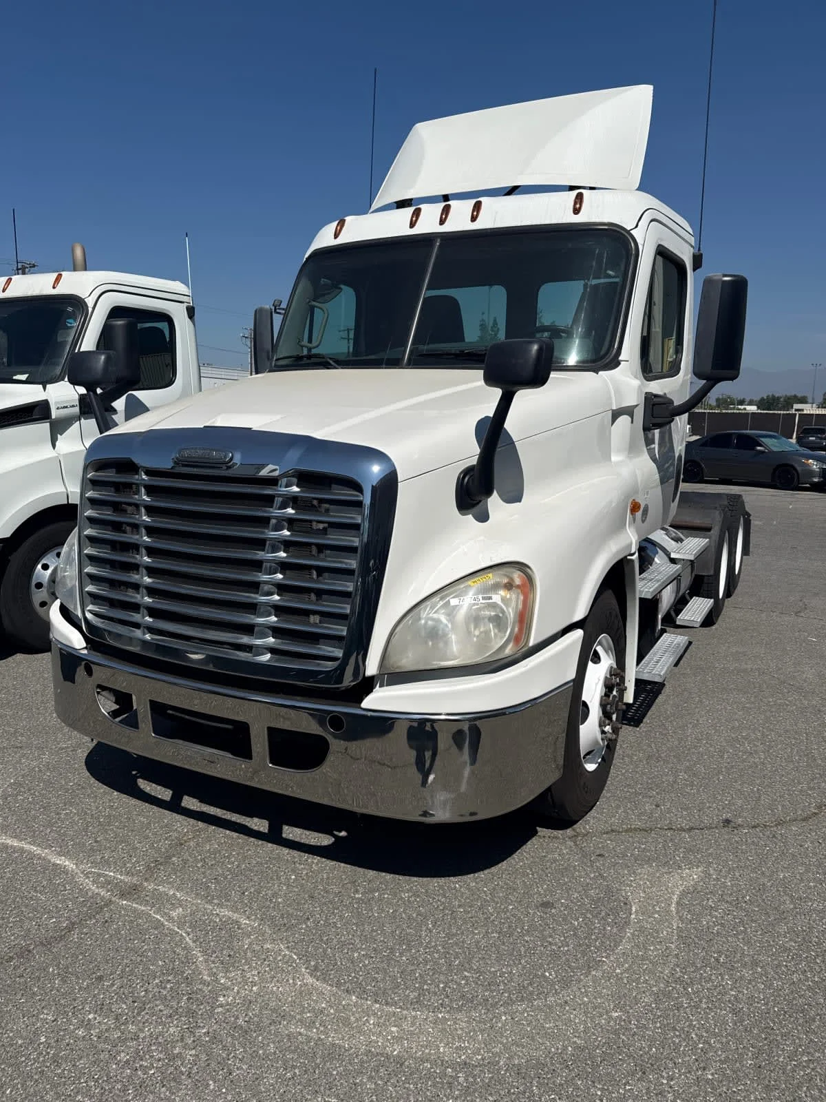 2017 Freightliner Cascadia in Pomona, CA — photo 3