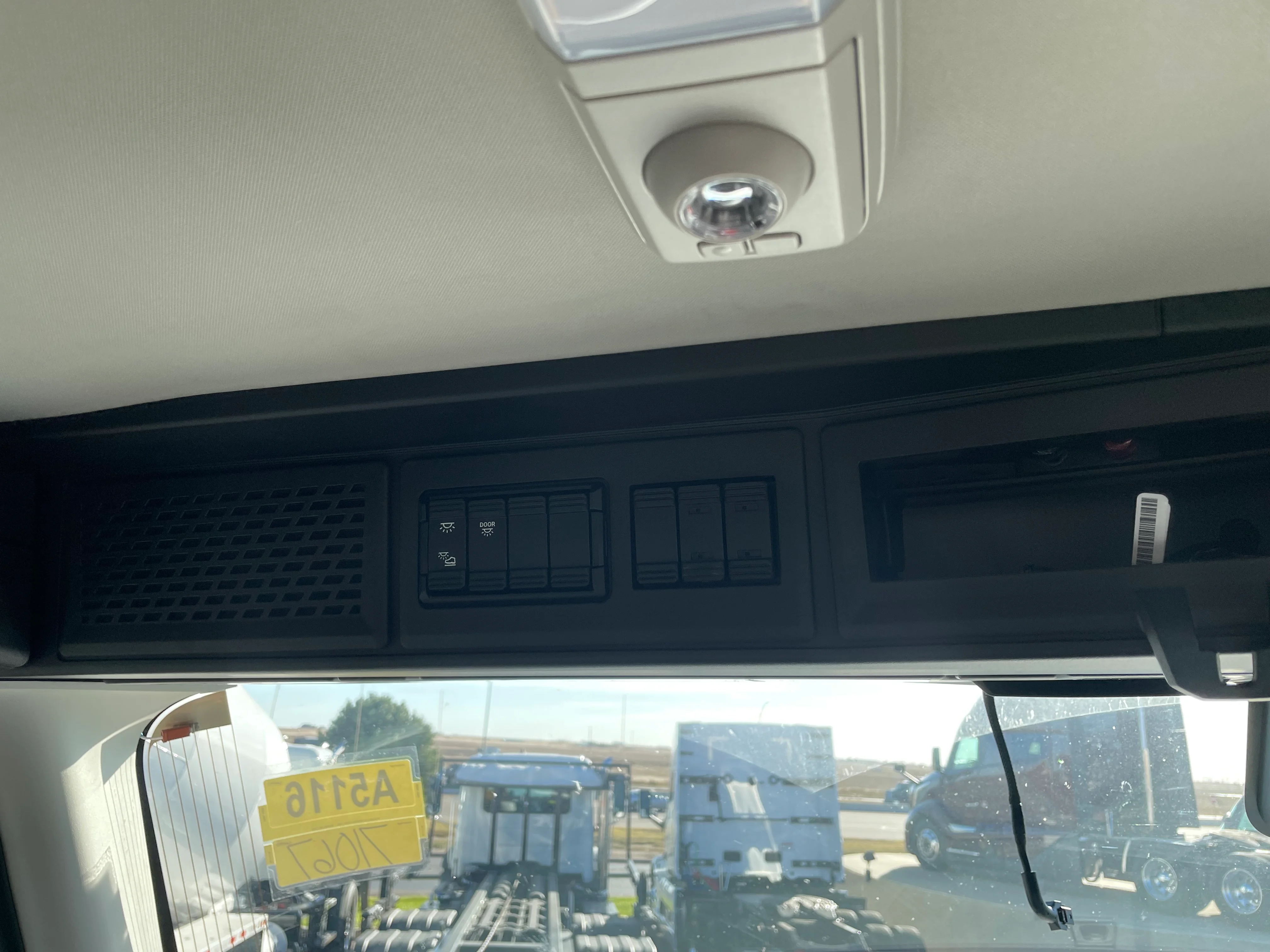 2026 Mack Pinnacle in Hays, KS — photo 17