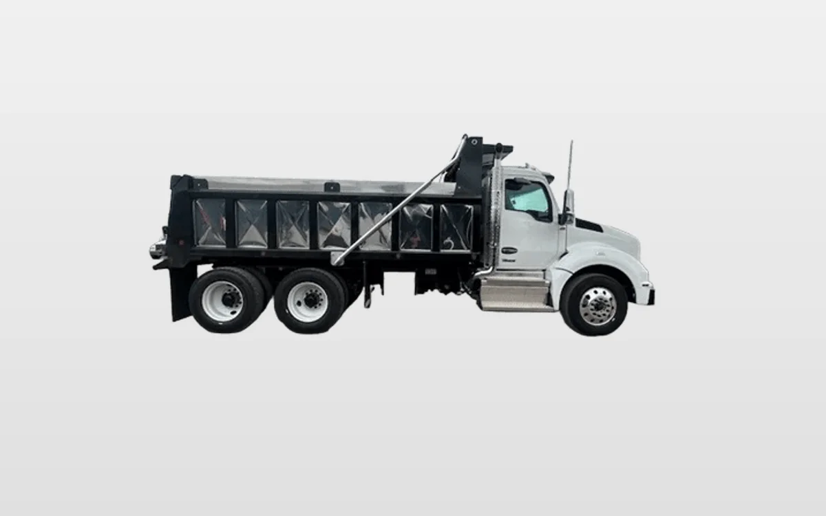2026 Kenworth T880 - image 1