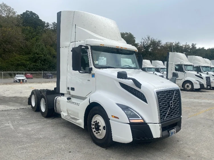 2020 Volvo VNL 300 in Bessemer, AL