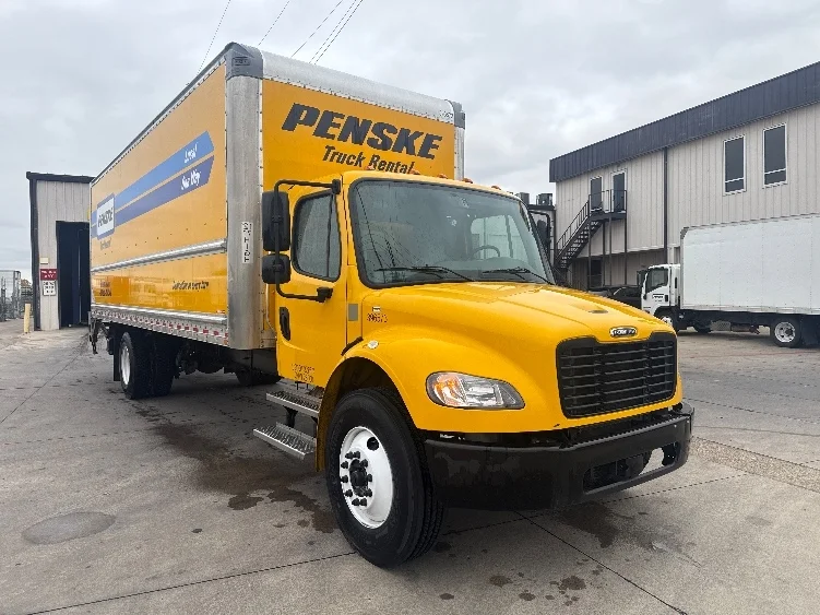 2022 Freightliner M2 106 in Dallas, TX