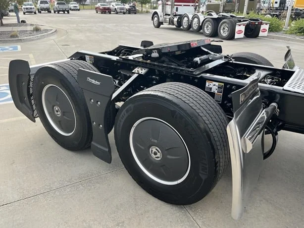 2025 Kenworth T680 in Medford, OR — photo 12