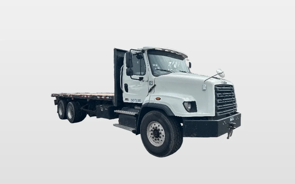 2020 Freightliner 114SD - image 1
