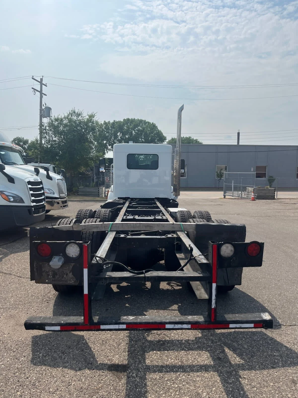 2022 Kenworth T370 in Minneapolis, MN — photo 5