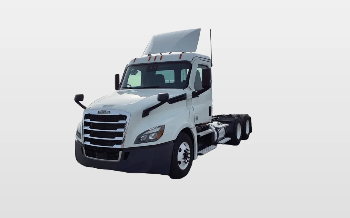 2022 Freightliner Cascadia - image 1