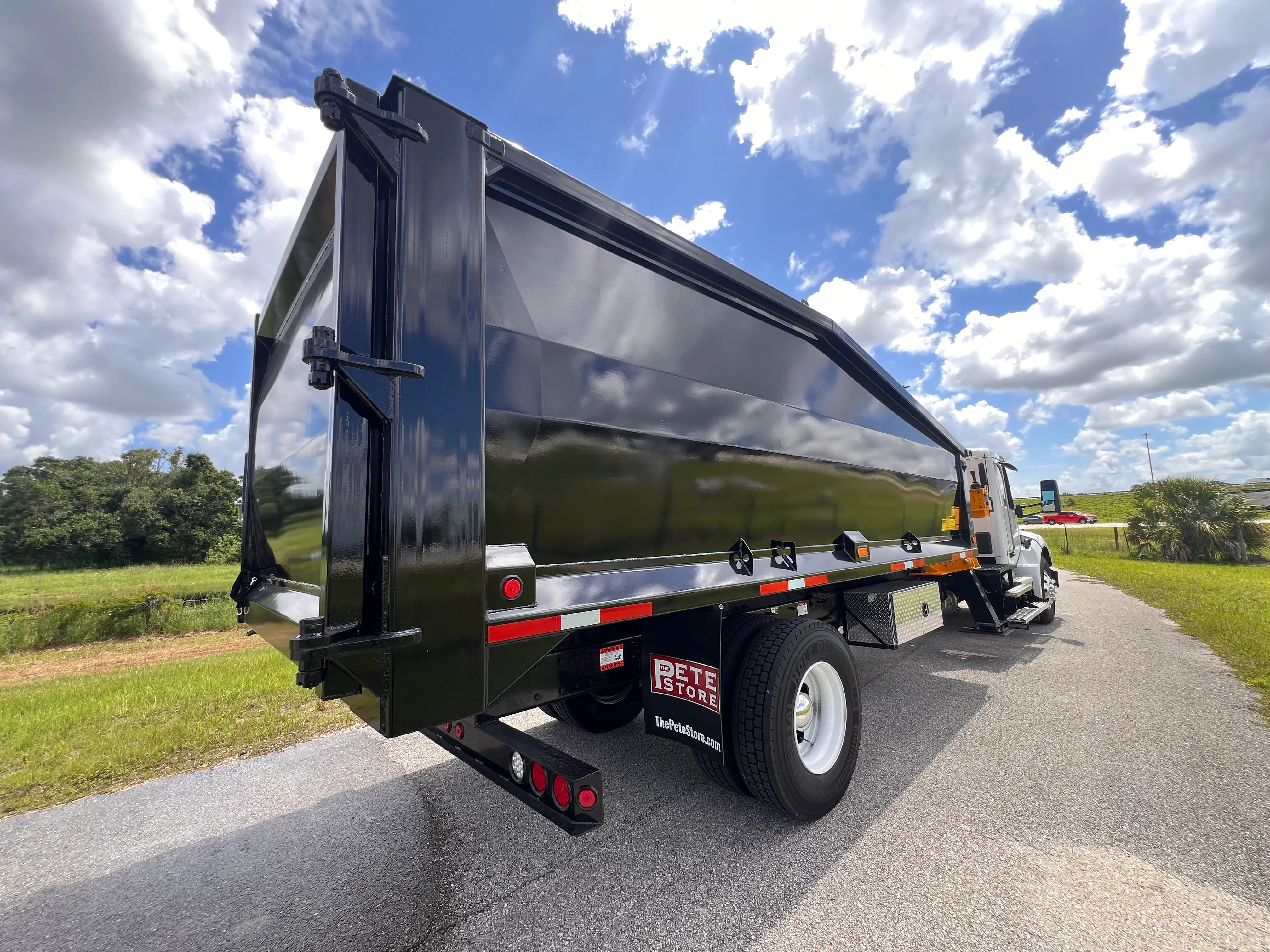 2026 Peterbilt 537 in Fort Myers, FL — photo 10