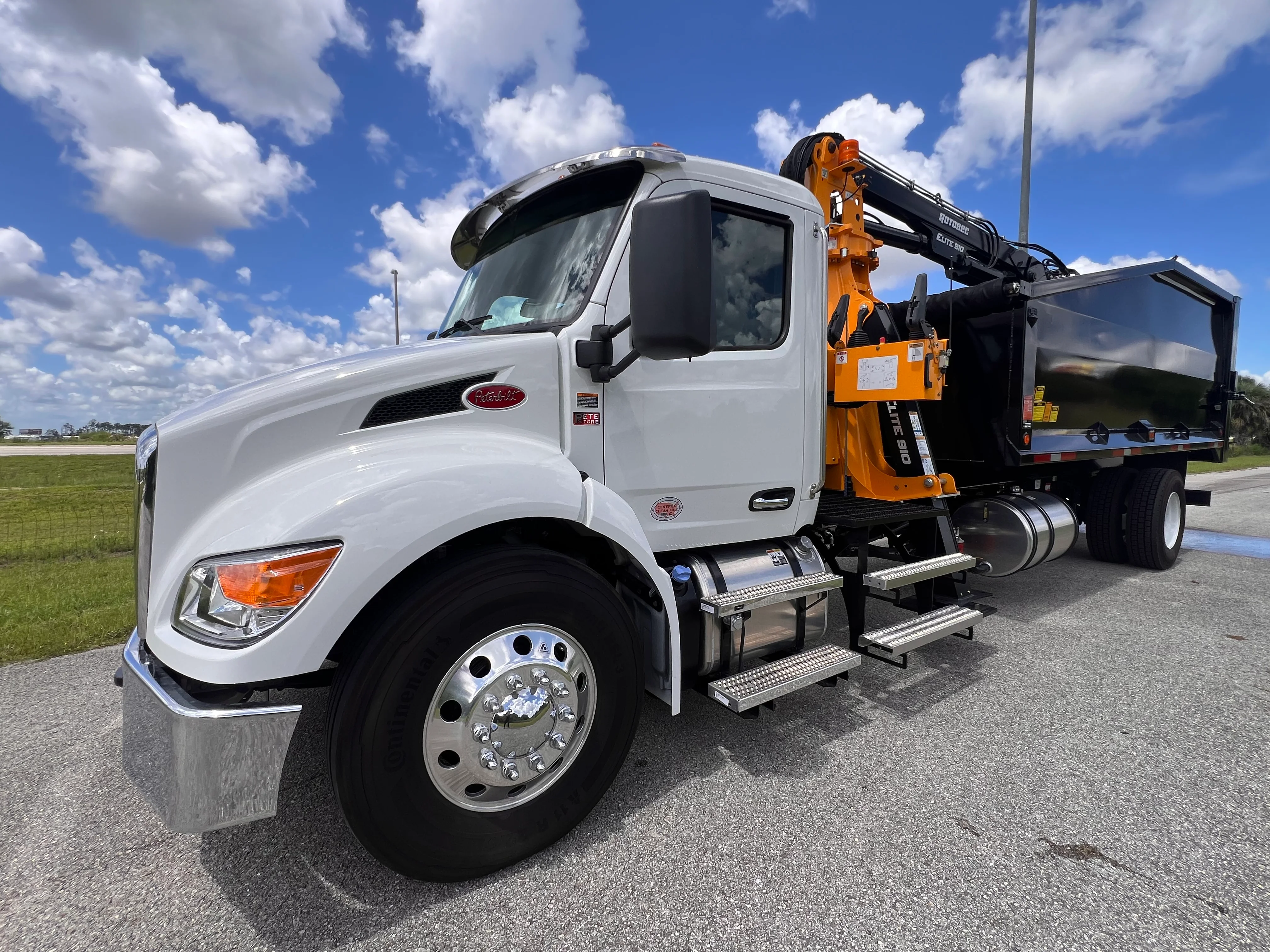 2026 Peterbilt 537 in Fort Myers, FL — photo 2