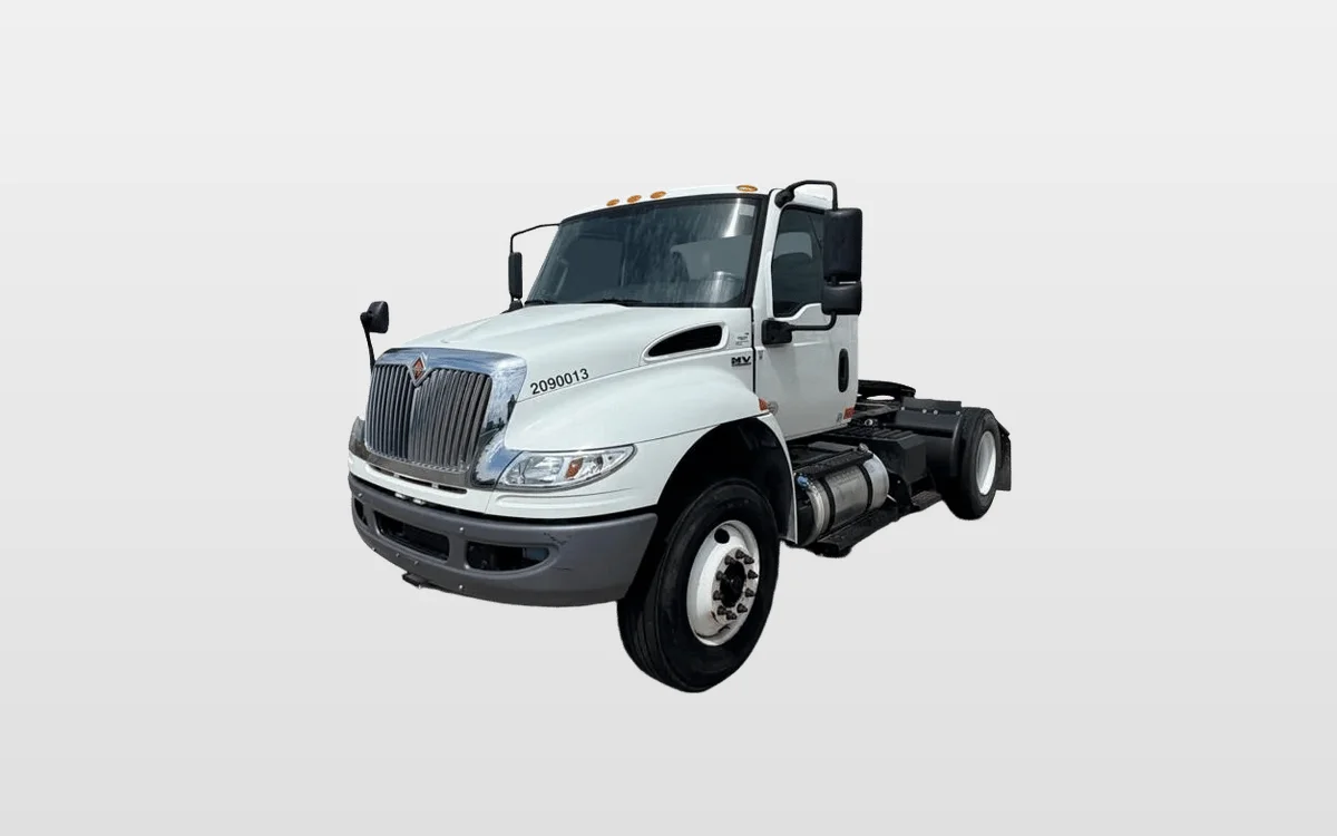 2019 International MV - image 1