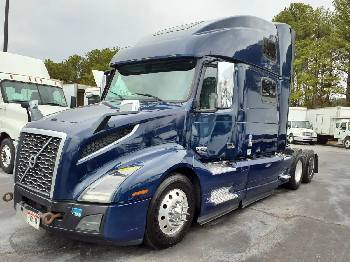 2020 Volvo VNL 860 in Atlanta, GA