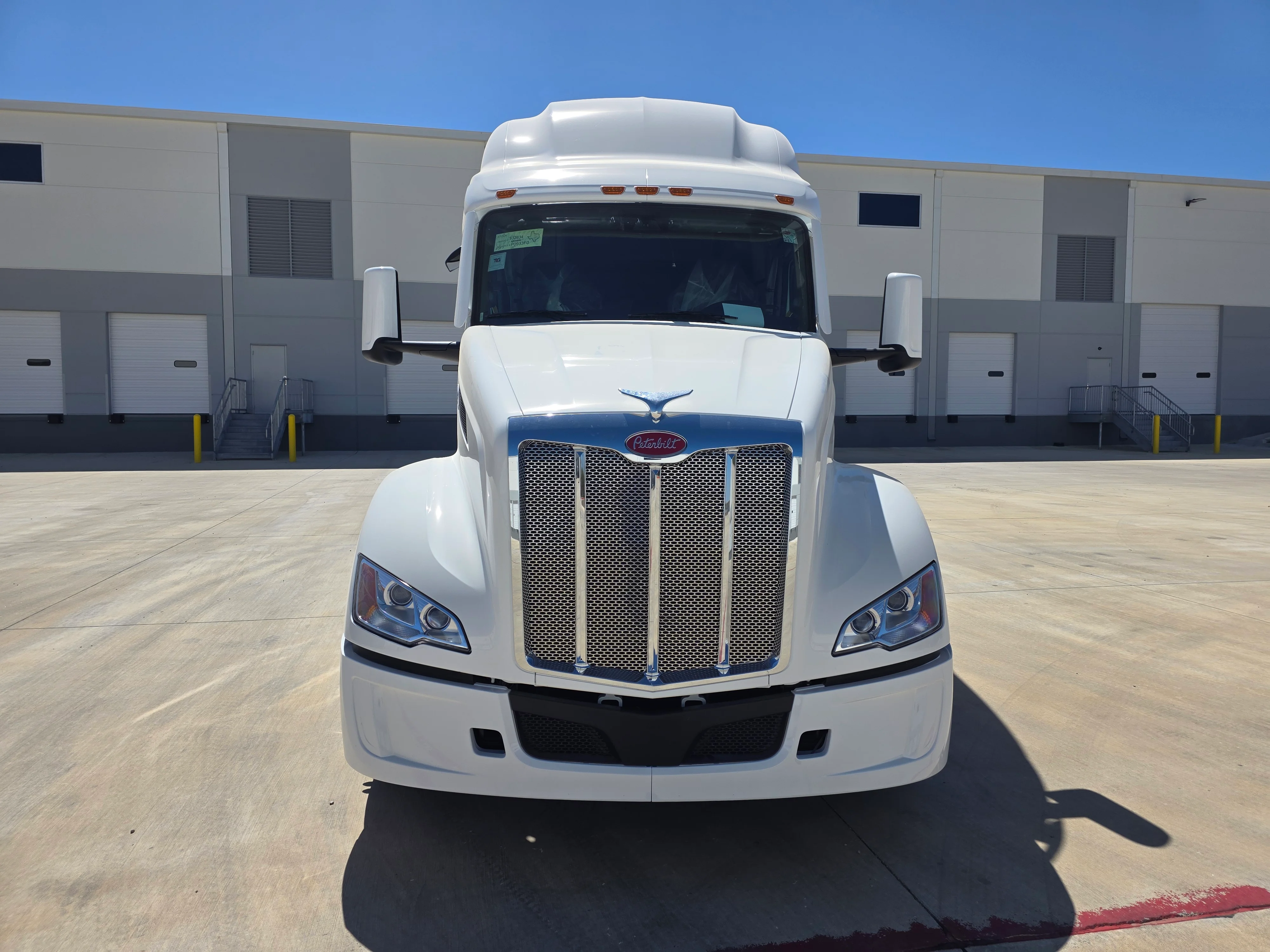 2027 Peterbilt 579 in Charlotte, NC — photo 8
