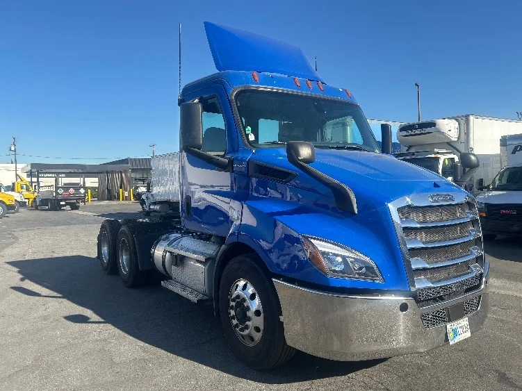 2019 Freightliner Cascadia in Torrance, CA