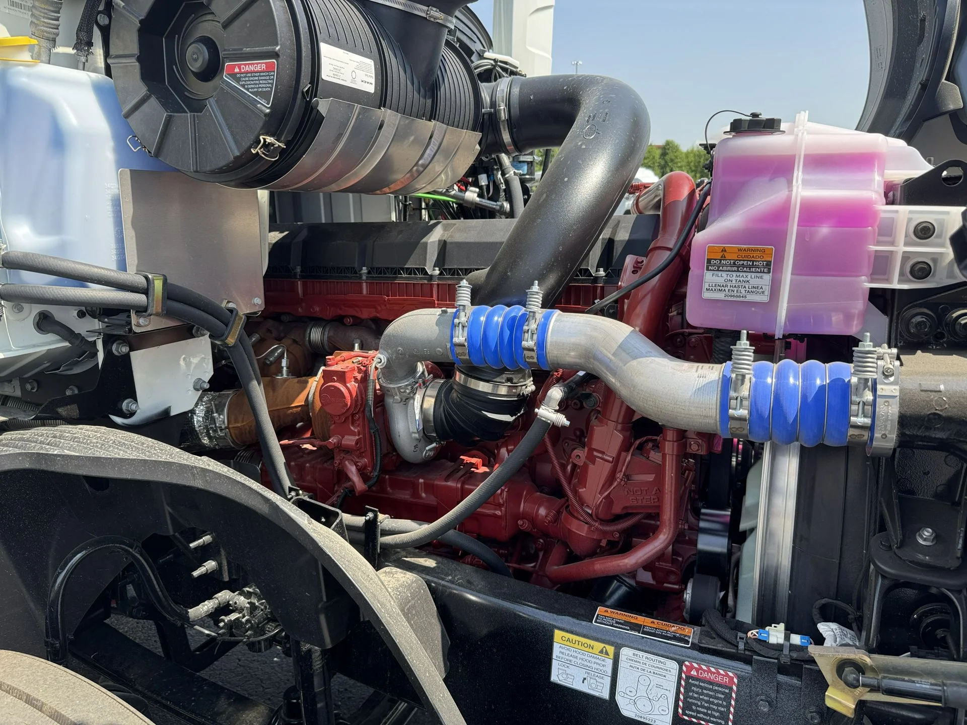 2026 Mack Anthem - image 13