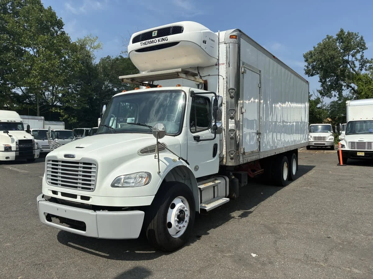 2019 Freightliner M2 106