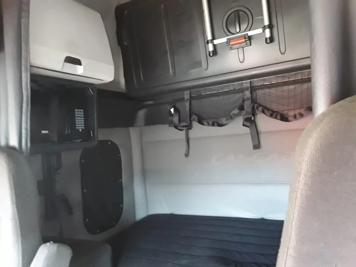 2020 Freightliner Cascadia in Allentown, PA — photo 8