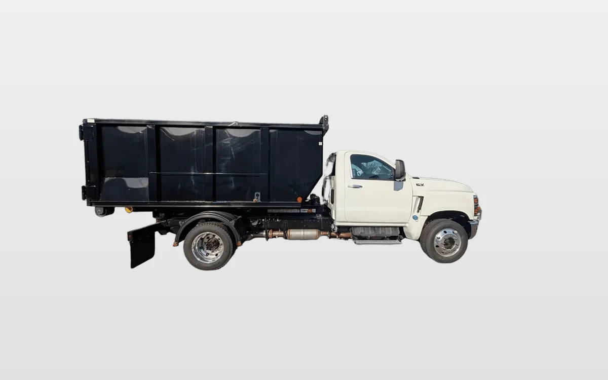 2023 International CV - image 1