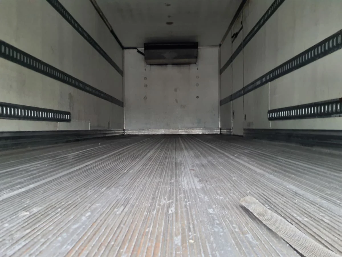 2020 Freightliner M2 106 in Springfield, MA — photo 9