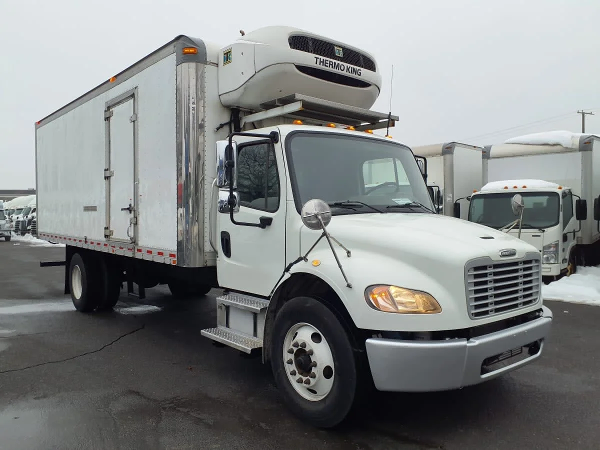 2020 Freightliner M2 106 in Springfield, MA — photo 3